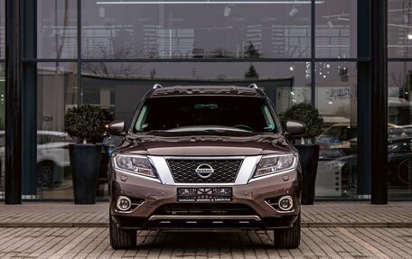 Nissan Pathfinder, 2016 год, 1 635 000 рублей, 2 фотография
