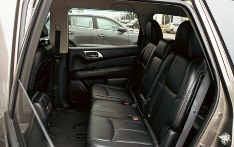 Nissan Pathfinder, 2016 год, 1 635 000 рублей, 17 фотография