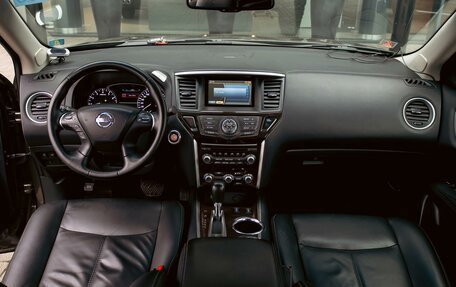 Nissan Pathfinder, 2016 год, 1 635 000 рублей, 16 фотография