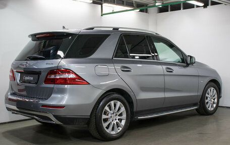 Mercedes-Benz M-Класс, 2012 год, 2 230 000 рублей, 4 фотография