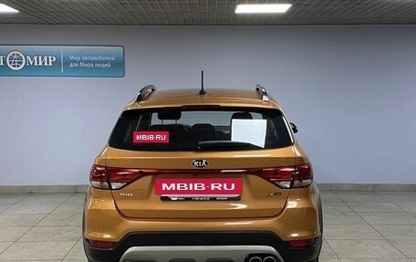KIA Rio IV, 2018 год, 1 749 000 рублей, 6 фотография