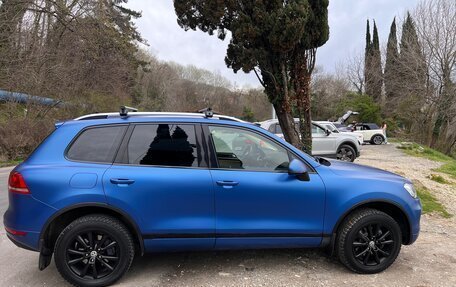 Volkswagen Touareg III, 2010 год, 1 800 000 рублей, 6 фотография