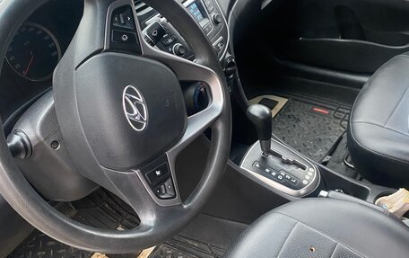 Hyundai Solaris II рестайлинг, 2014 год, 777 000 рублей, 1 фотография