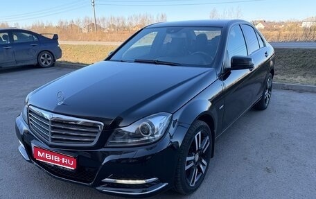 Mercedes-Benz C-Класс, 2012 год, 1 450 000 рублей, 1 фотография
