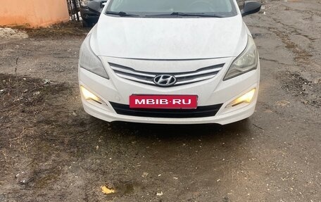 Hyundai Solaris II рестайлинг, 2014 год, 777 000 рублей, 3 фотография