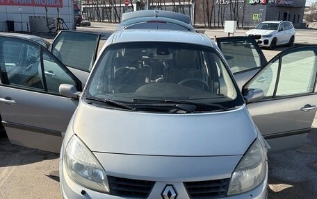 Renault Scenic III, 2005 год, 400 000 рублей, 2 фотография