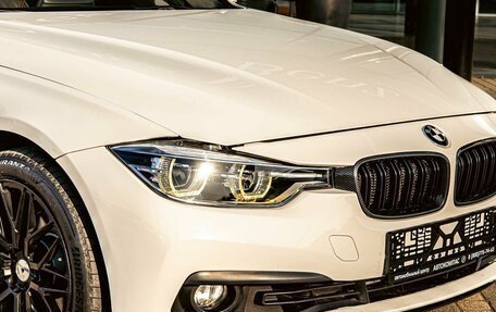 BMW 3 серия, 2018 год, 1 855 000 рублей, 9 фотография