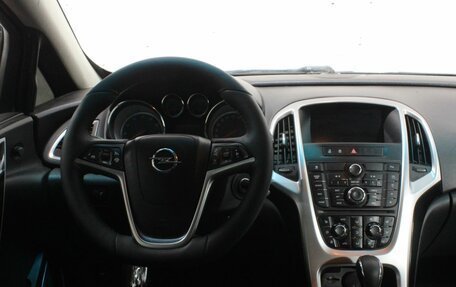 Opel Astra J, 2013 год, 555 000 рублей, 15 фотография