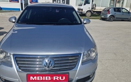 Volkswagen Passat B6, 2009 год, 800 000 рублей, 2 фотография