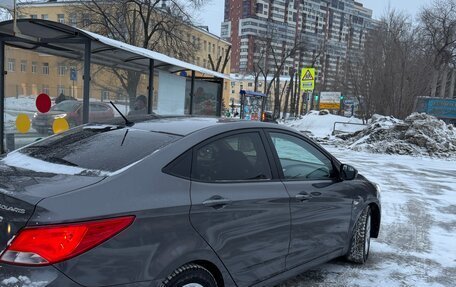 Hyundai Solaris II рестайлинг, 2015 год, 1 180 000 рублей, 2 фотография