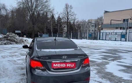 Hyundai Solaris II рестайлинг, 2015 год, 1 180 000 рублей, 3 фотография