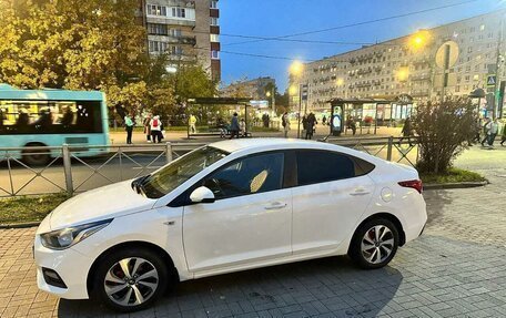 Hyundai Solaris II рестайлинг, 2018 год, 930 000 рублей, 6 фотография