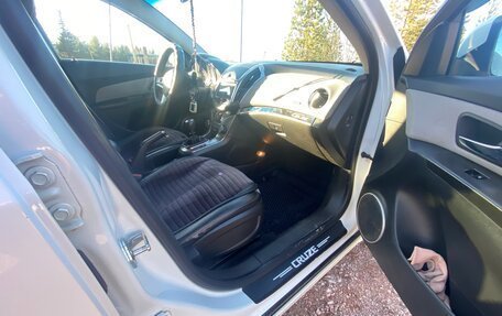 Chevrolet Cruze II, 2014 год, 850 000 рублей, 5 фотография