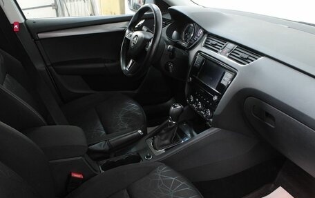 Skoda Octavia, 2019 год, 1 770 000 рублей, 10 фотография