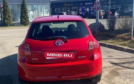 Toyota Auris II, 2007 год, 700 000 рублей, 8 фотография