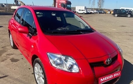 Toyota Auris II, 2007 год, 700 000 рублей, 3 фотография