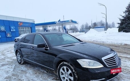 Mercedes-Benz S-Класс, 2011 год, 2 000 000 рублей, 3 фотография