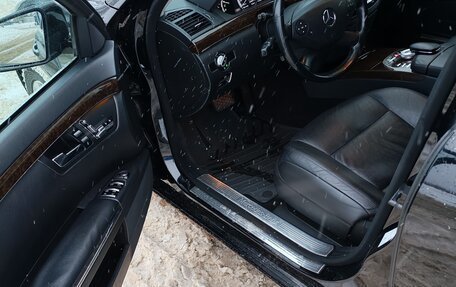 Mercedes-Benz S-Класс, 2011 год, 2 000 000 рублей, 23 фотография