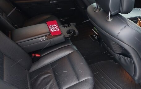 Mercedes-Benz S-Класс, 2011 год, 2 000 000 рублей, 28 фотография