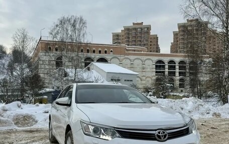Toyota Camry, 2014 год, 1 800 000 рублей, 2 фотография
