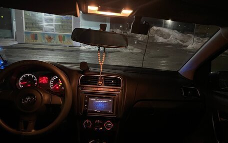 Volkswagen Polo VI (EU Market), 2012 год, 700 000 рублей, 7 фотография