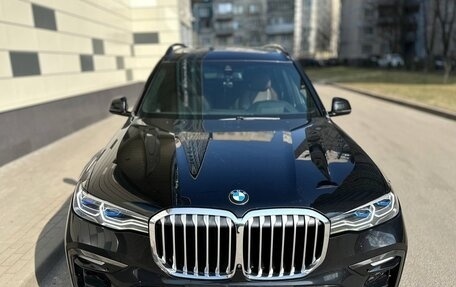 BMW X7, 2020 год, 8 490 000 рублей, 2 фотография