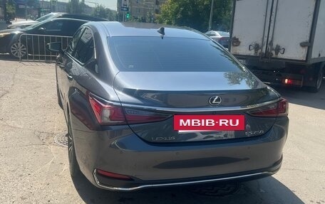 Lexus ES VII, 2021 год, 4 470 000 рублей, 10 фотография