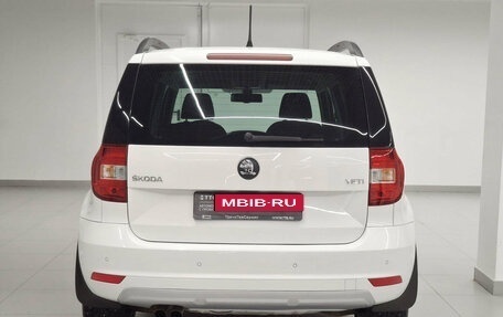 Skoda Yeti I рестайлинг, 2014 год, 1 227 000 рублей, 6 фотография