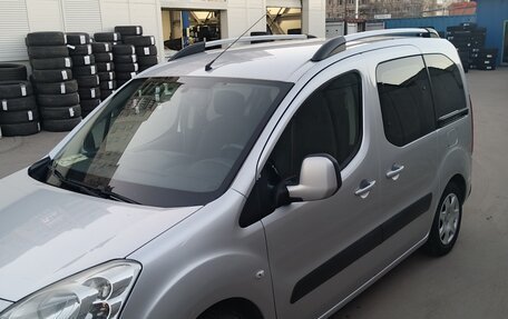 Peugeot Partner II рестайлинг 2, 2011 год, 680 000 рублей, 2 фотография