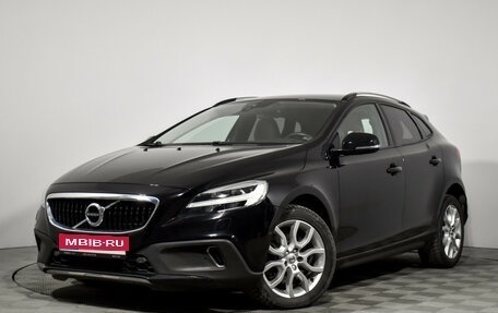 Volvo V40 Cross Country I, 2017 год, 1 990 000 рублей, 1 фотография