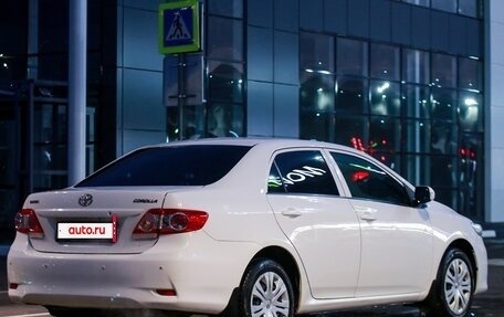 Toyota Corolla, 2011 год, 900 000 рублей, 5 фотография