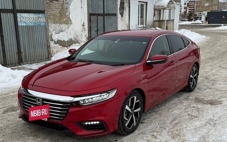 Honda Insight III, 2019 год, 2 380 000 рублей, 2 фотография