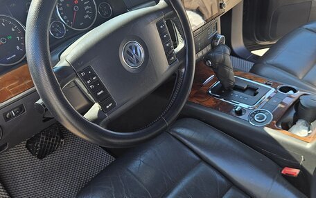 Volkswagen Touareg III, 2007 год, 1 090 000 рублей, 12 фотография