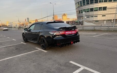 Toyota Camry, 2021 год, 2 490 000 рублей, 3 фотография