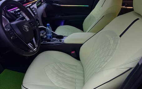 Toyota Camry, 2021 год, 2 490 000 рублей, 15 фотография