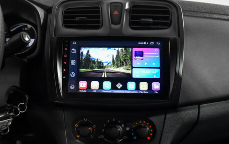 Renault Logan II, 2018 год, 799 000 рублей, 15 фотография