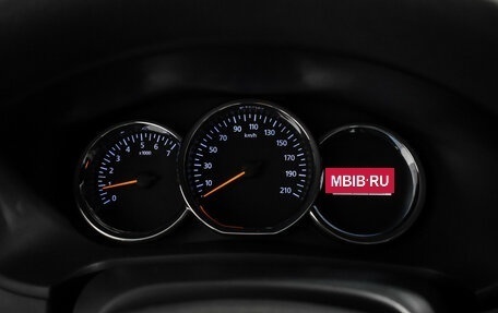 Renault Logan II, 2018 год, 799 000 рублей, 17 фотография