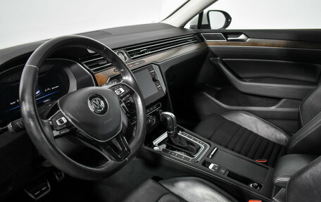 Volkswagen Passat B8 рестайлинг, 2019 год, 2 100 000 рублей, 9 фотография