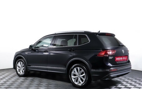 Volkswagen Tiguan II, 2019 год, 3 000 000 рублей, 7 фотография