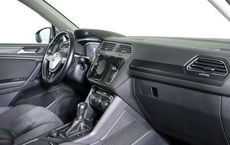 Volkswagen Tiguan II, 2019 год, 3 000 000 рублей, 11 фотография