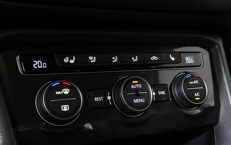 Volkswagen Tiguan II, 2019 год, 3 000 000 рублей, 20 фотография