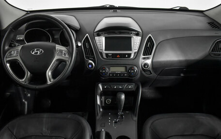 Hyundai ix35 I рестайлинг, 2012 год, 1 090 000 рублей, 14 фотография