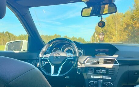 Mercedes-Benz C-Класс, 2013 год, 1 500 000 рублей, 14 фотография