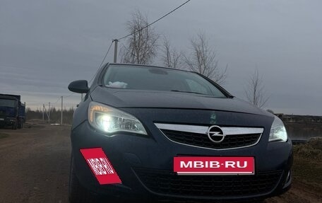 Opel Astra J, 2010 год, 505 000 рублей, 4 фотография