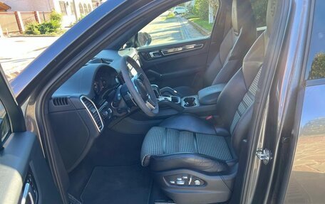 Porsche Cayenne III, 2021 год, 8 990 000 рублей, 7 фотография