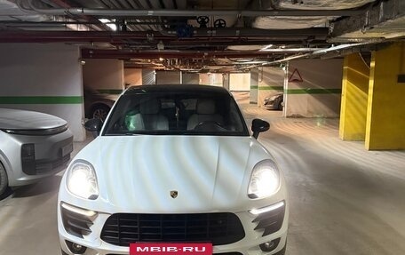 Porsche Macan I рестайлинг, 2015 год, 3 500 000 рублей, 2 фотография