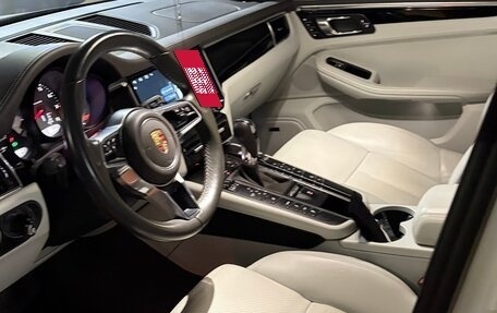 Porsche Macan I рестайлинг, 2015 год, 3 500 000 рублей, 8 фотография