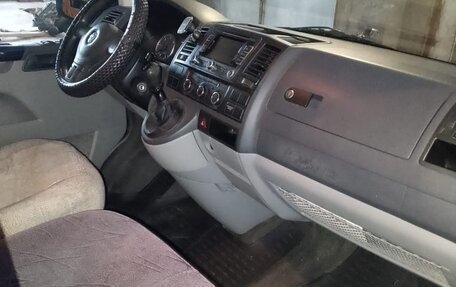 Volkswagen Caravelle T5, 2010 год, 1 600 000 рублей, 5 фотография