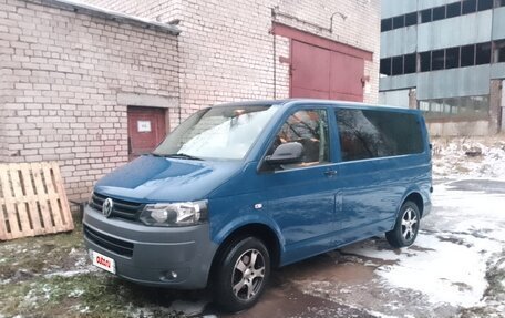Volkswagen Caravelle T5, 2010 год, 1 600 000 рублей, 8 фотография