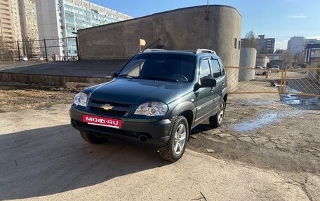Chevrolet Niva I рестайлинг, 2013 год, 630 000 рублей, 2 фотография
